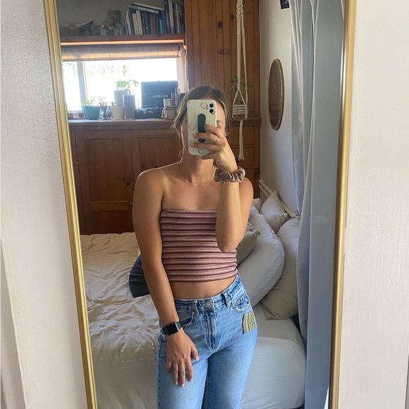 Striped Crop Top - Picture 2 of 3